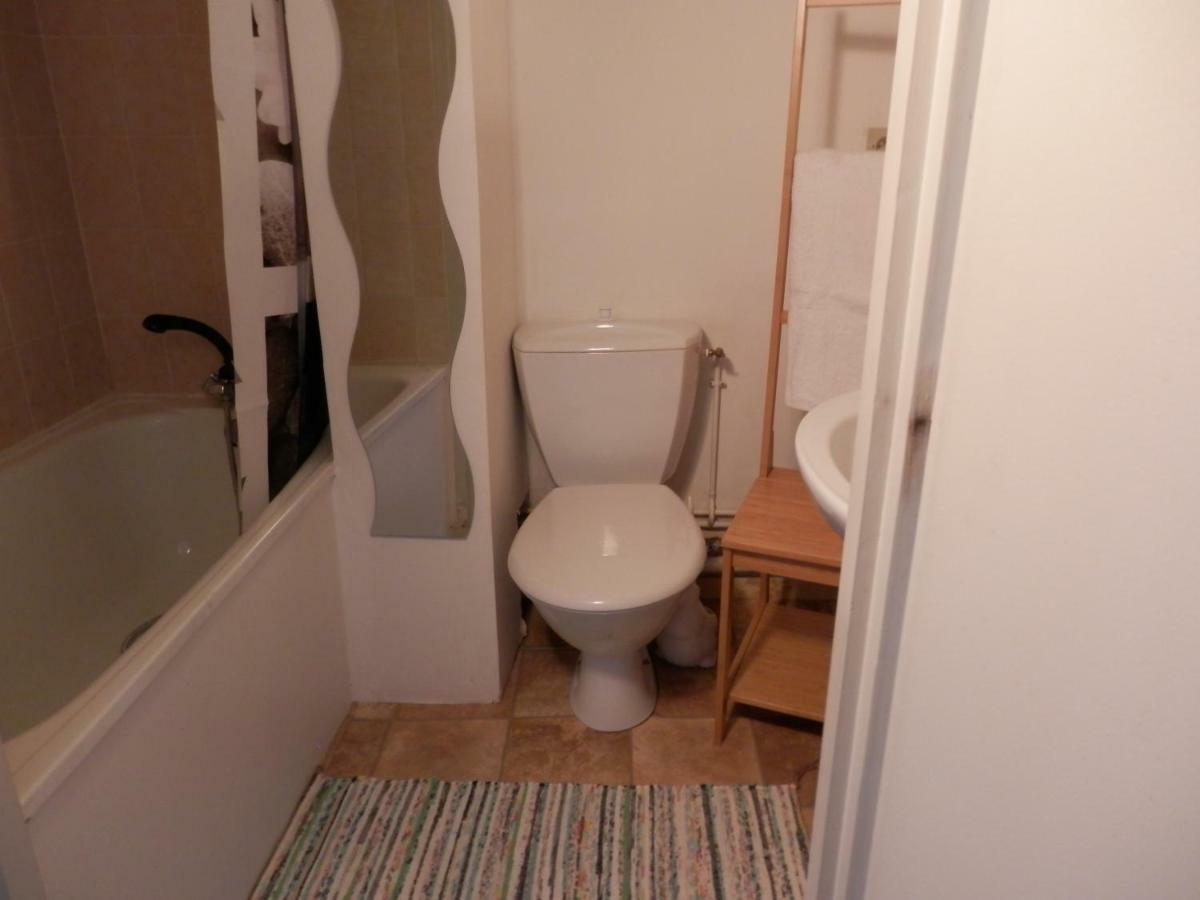 Apartmán Couette Et Cafe Cyrano Bergerac Exteriér fotografie