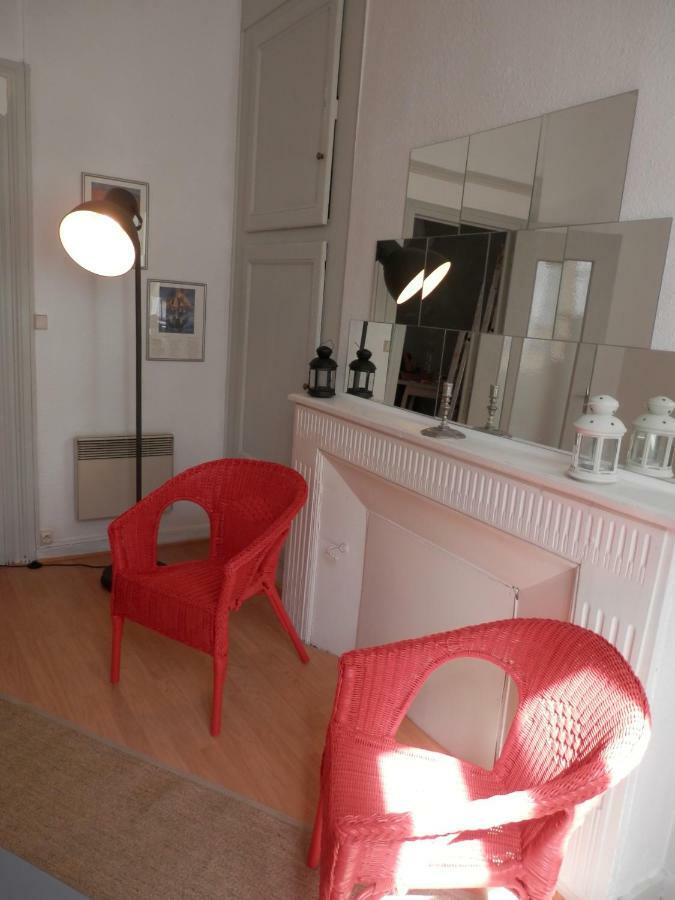 Apartmán Couette Et Cafe Cyrano Bergerac Exteriér fotografie
